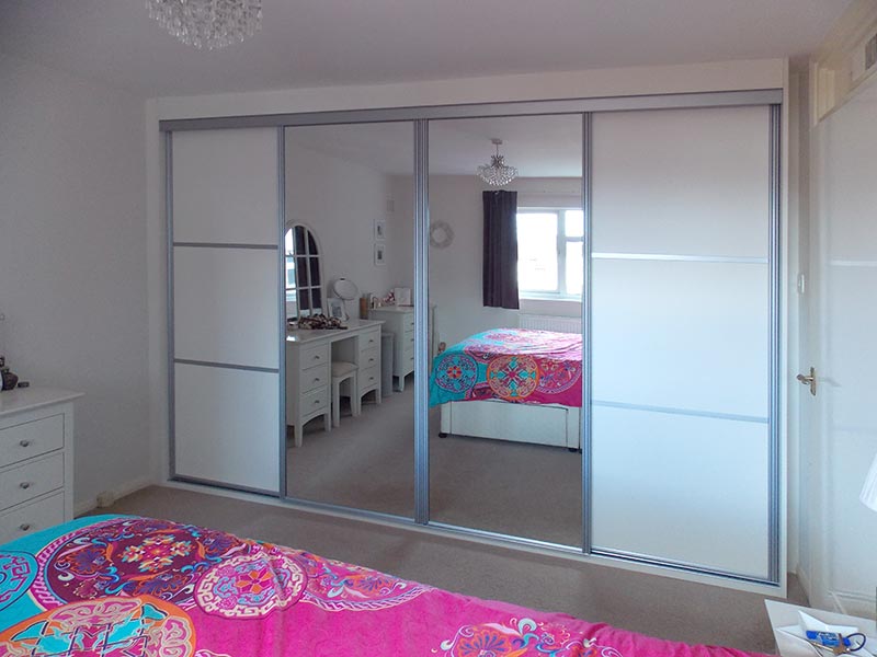 aluminium white mirrored sliding door wardrobe