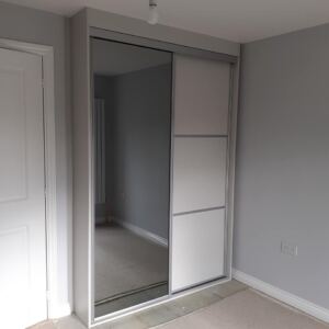 Mirrored Sliding Wardrobe Exterior