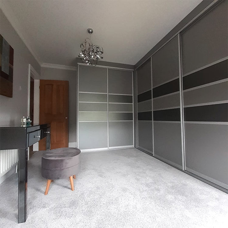 Right angle sliding wardrobe stool dressing table